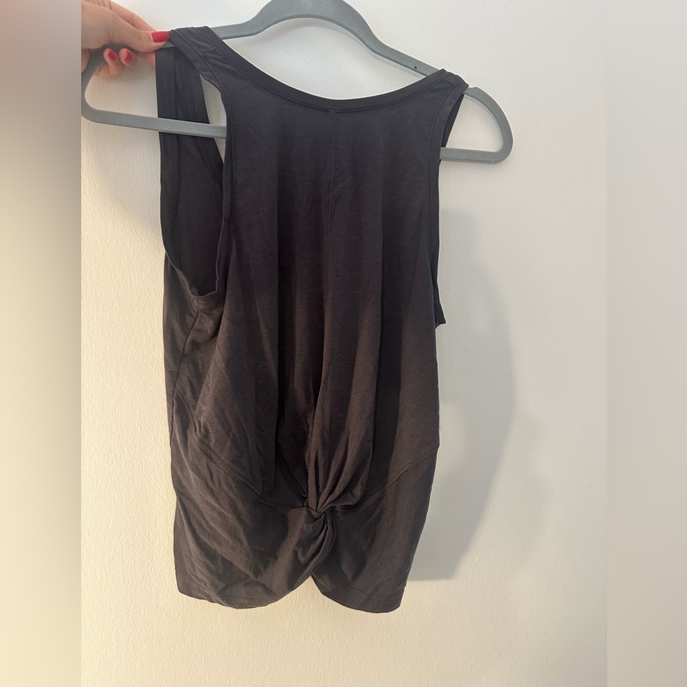 ATHLETA KNOT TANK SIZE S